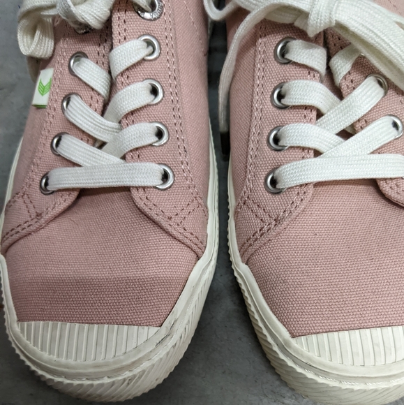 Cariuma Women's Low Top Canvas Sneakers Size 8 - Picture 6 of 10